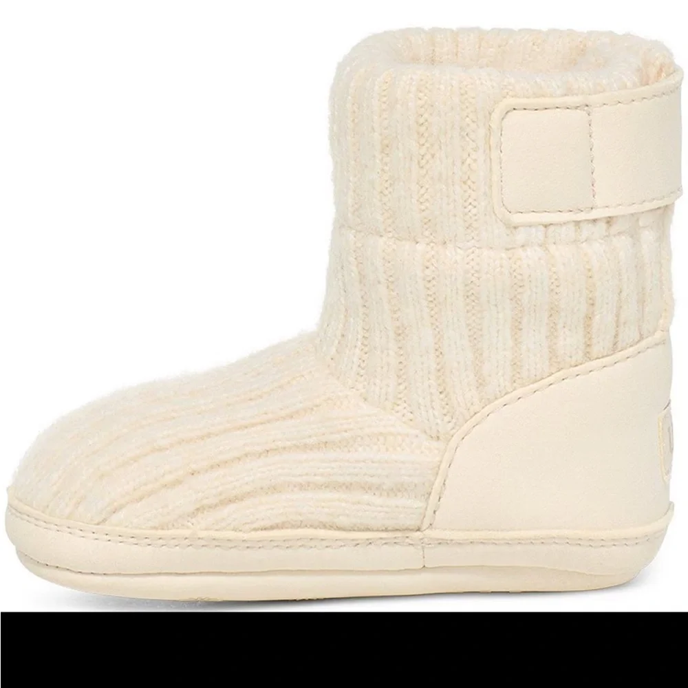 UGG new skylar